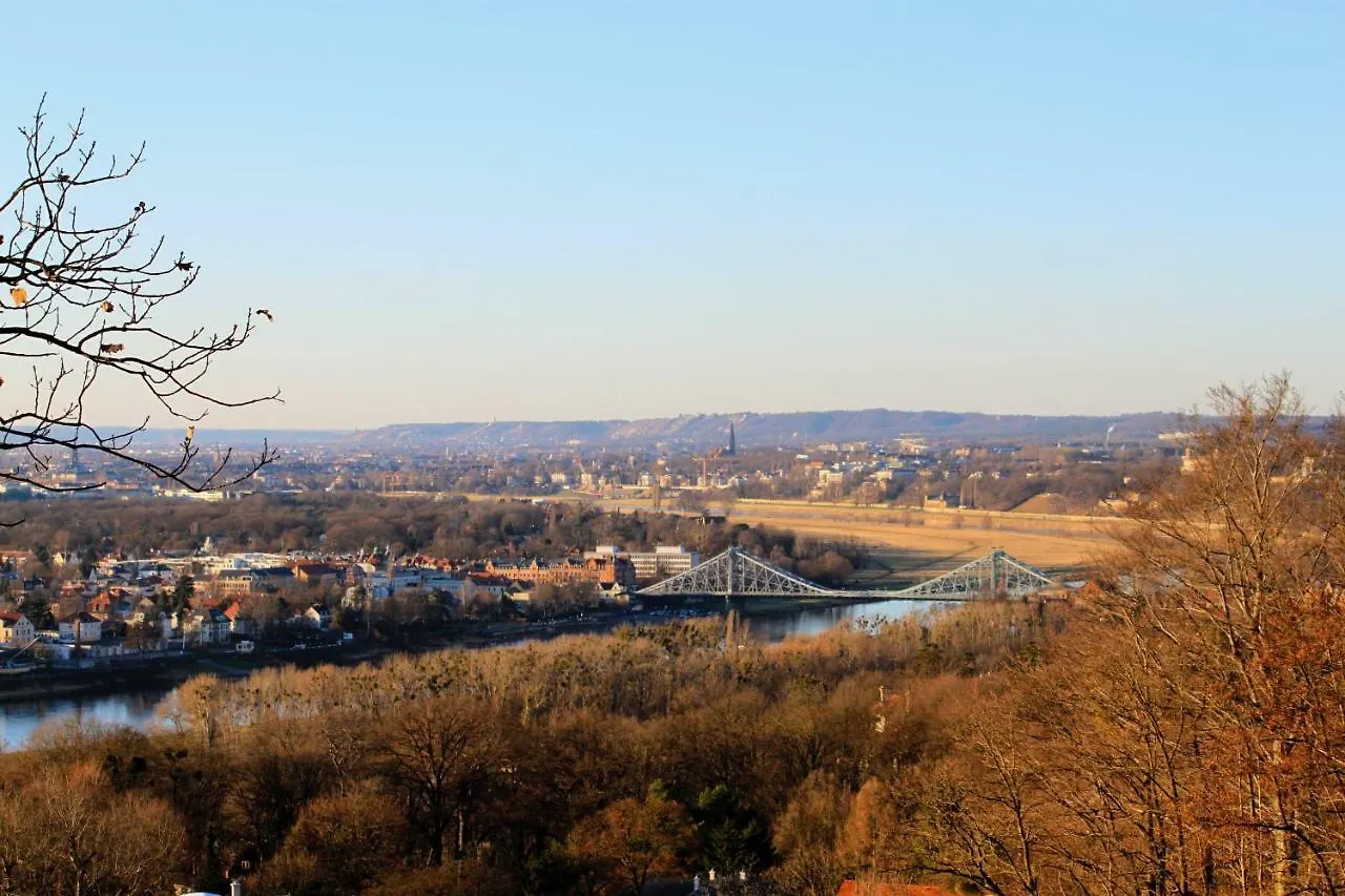 Apartment Ferienwohnung Natur und Kunst Dresden Deutschland