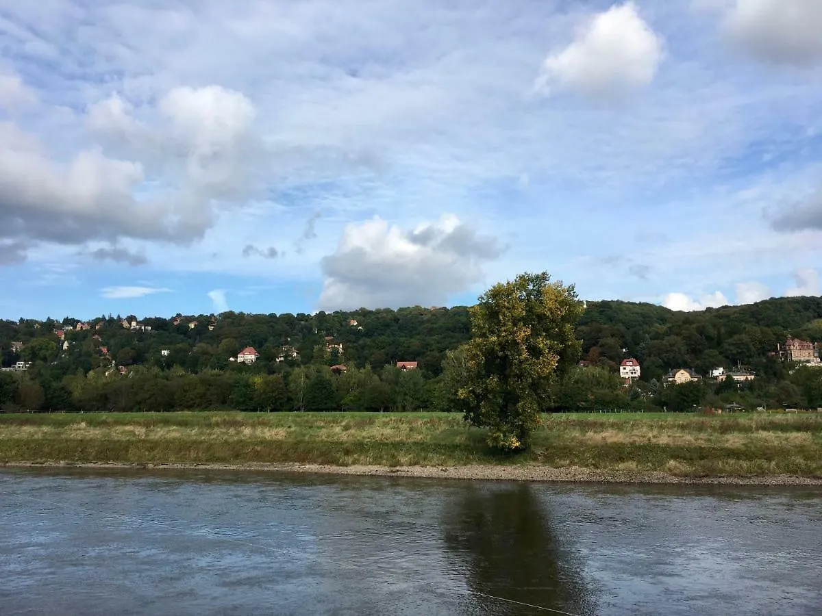 Ferienwohnung Natur Und Kunst Dresden Apartment